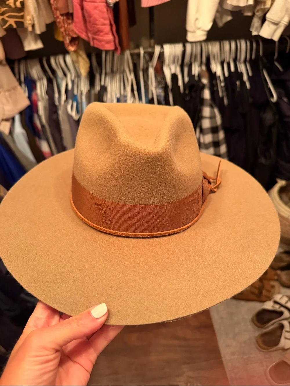 Wyeth by Todd Magill Camel Felt Wide-Brim Hat with Bow Trim